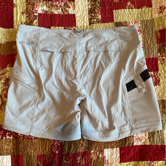 Columbia Omni-Shield PFG shorts sz10 - Picture 6 of 6